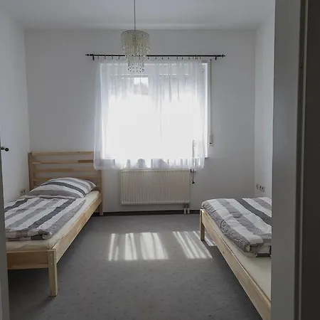 Ferienwohnung Im Reuter Sinsheim Exterior foto